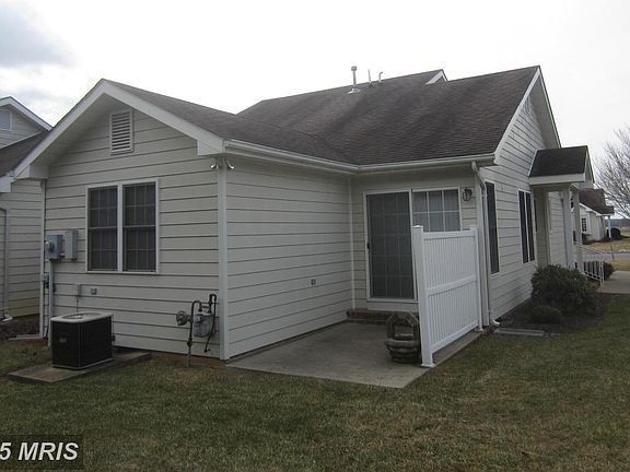 Exterior (Rear)