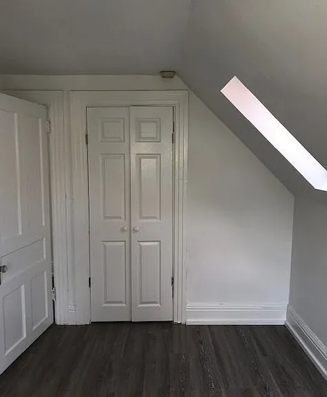 302 Frontenac St #5 — Photo 4