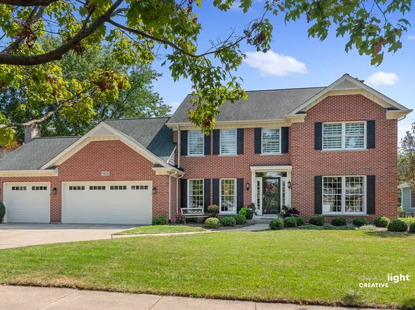 1405 Ridgewood Cir, Downers Grove, IL 60516