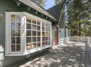 305 Castle Gate Rd, Lake Arrowhead, CA 92352