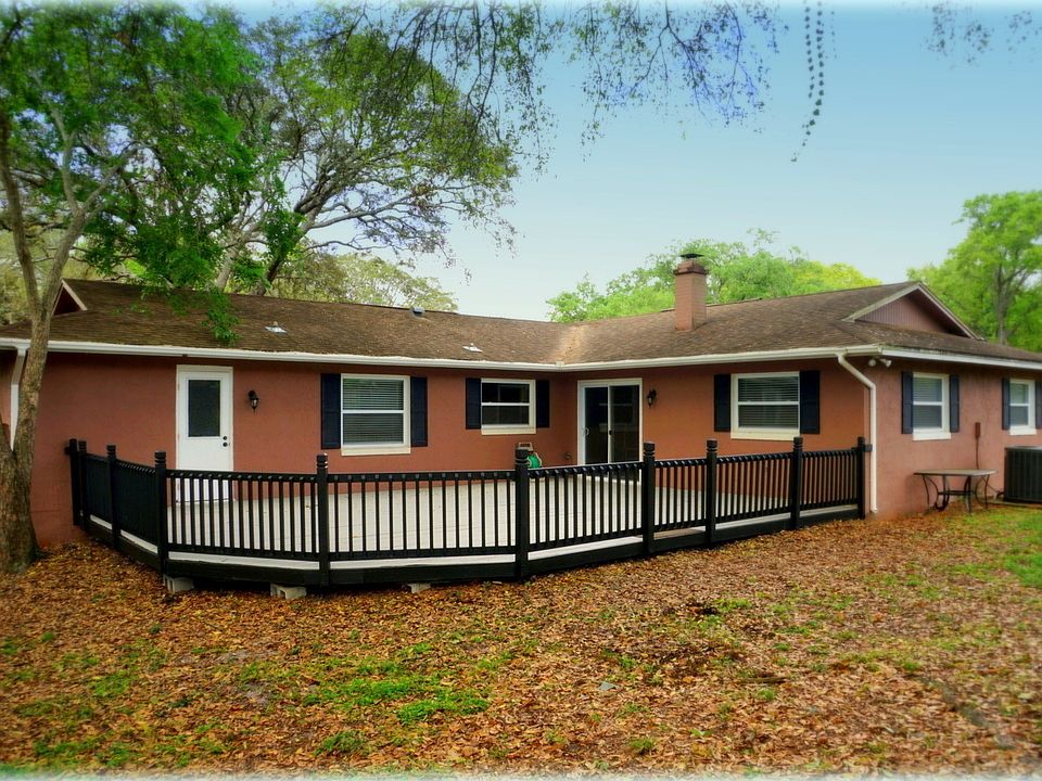 1st image of 395 Beechwood Ln