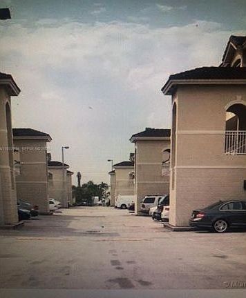 2nd image of 112-7995 NW 8th St #112