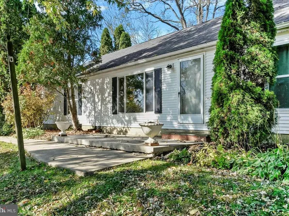 448 N Mill Rd, Kennett Square, PA 19348