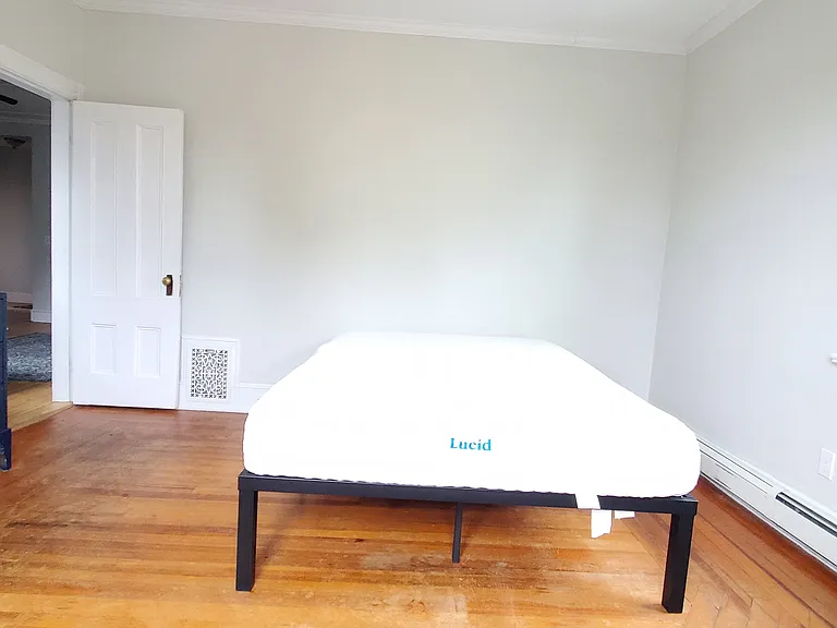 236 Brown St #1 — Photo 7