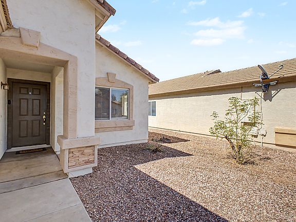4th image of 22820 W Papago St