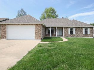4891 Greenburg Dr, Saint Peters, MO