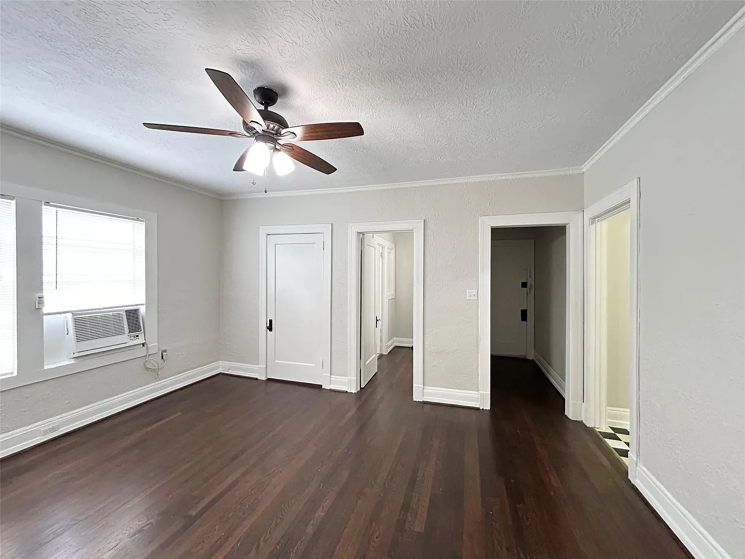 3920 Fannin St — Photo 4