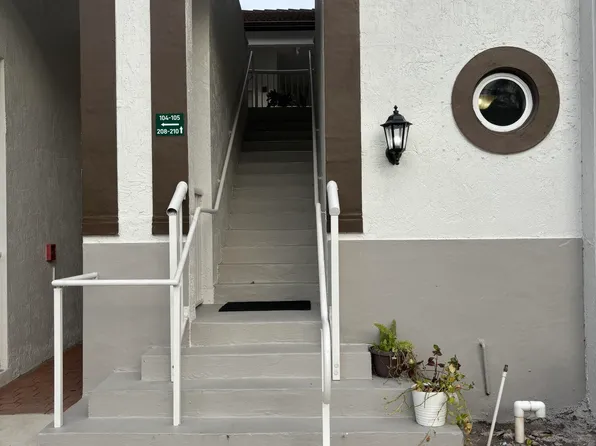 4311 SW 160th Avenue #210, Miramar, FL 33027