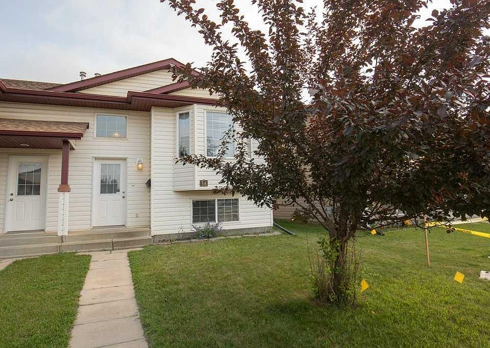 1st image of 36 SW Keen Cres