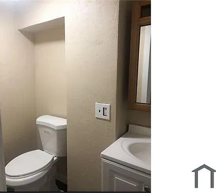 10317 Somerset Ave #RIGHT — Photo 32