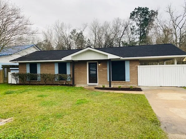 265 Beach St, Vidor, TX 77662