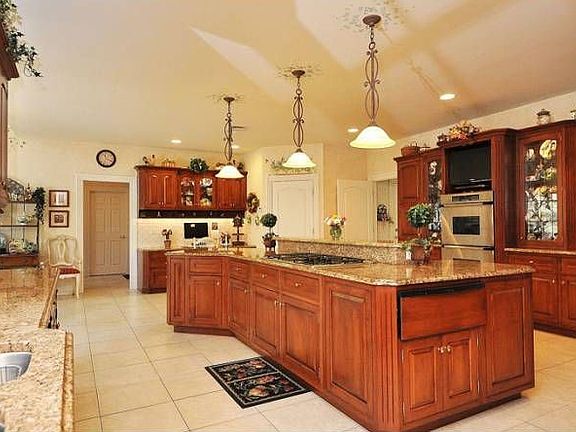 Gorgeous Chefs Kitchen