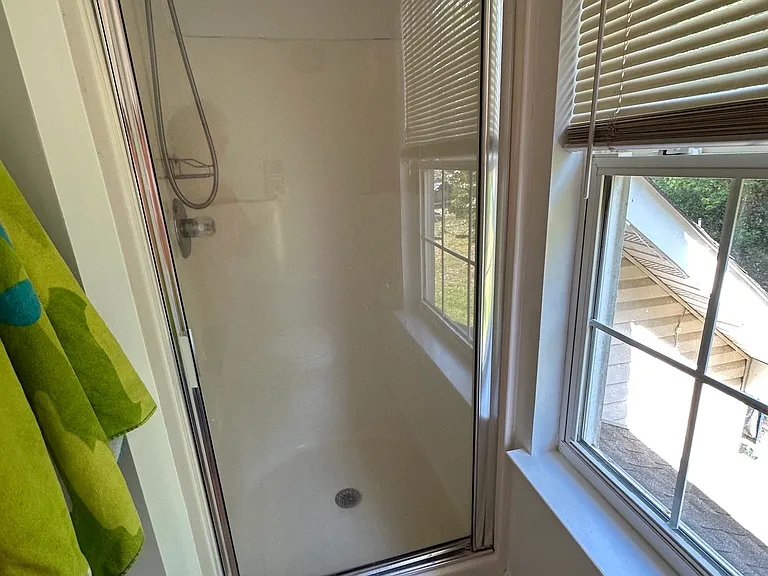 6225 Igo Rd — Photo 23