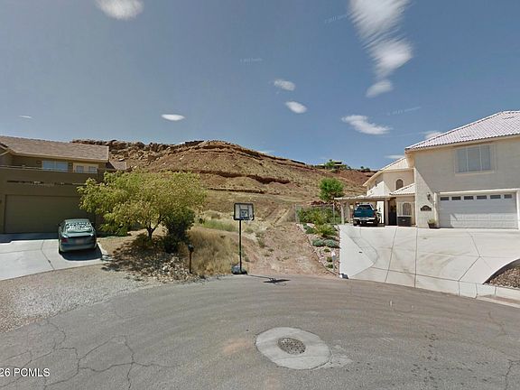 2nd image of 1080 E Woodlen Cir