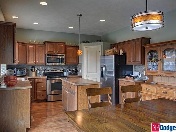 3rd image of 14208 S 18th St