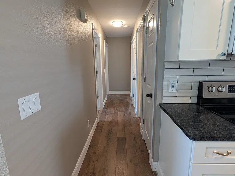 2600 Lost Springs St — Photo 16