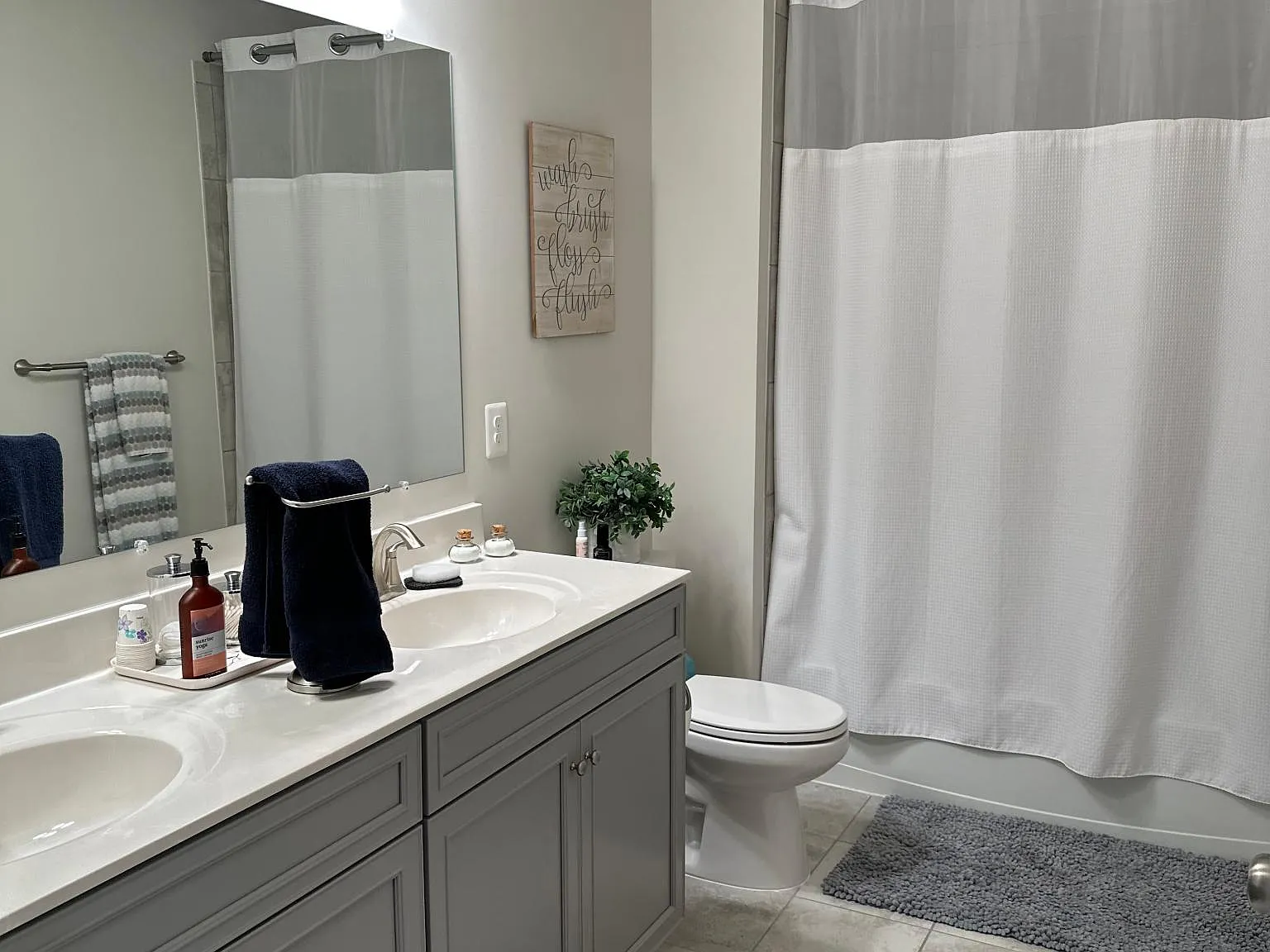 3 bed, 1.5 bath, 2679 sqft, $1,000 — Photo 4