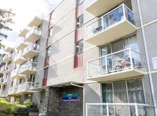 2109 17th St SW, Calgary, AB T2T 4M5