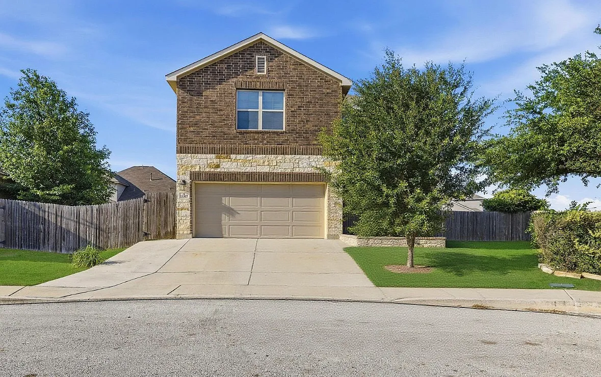 13307 Pecos Parke — Photo 1