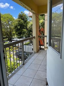 8120 Geneva Ct APT 352, Doral, FL, 33166
