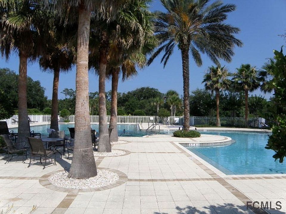 2nd image of 227 S Riverwalk Dr