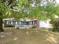 1422 Goldenrod Dr photo 1