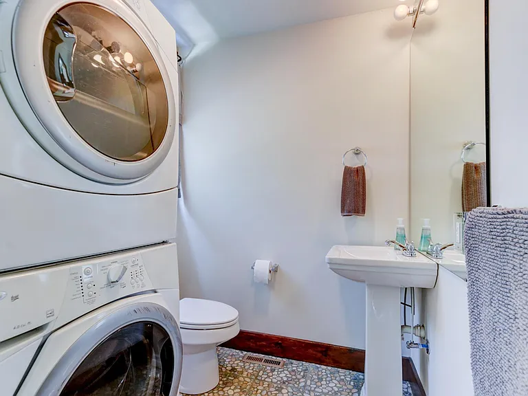 1007 Eleanor St #2 — Photo 7