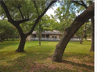 215 Serenada Dr, Georgetown, TX 78628