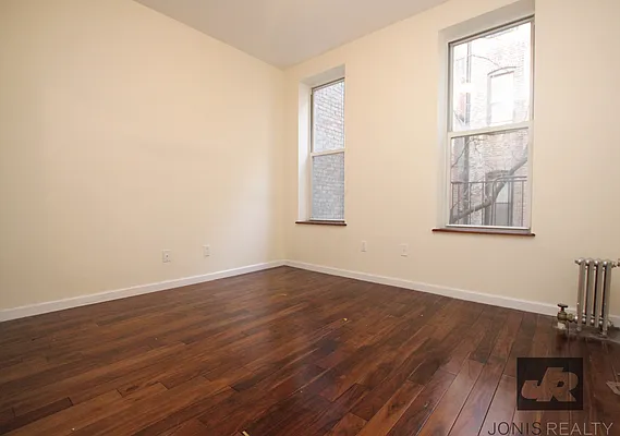 Rented by Jonis Realty | media 33