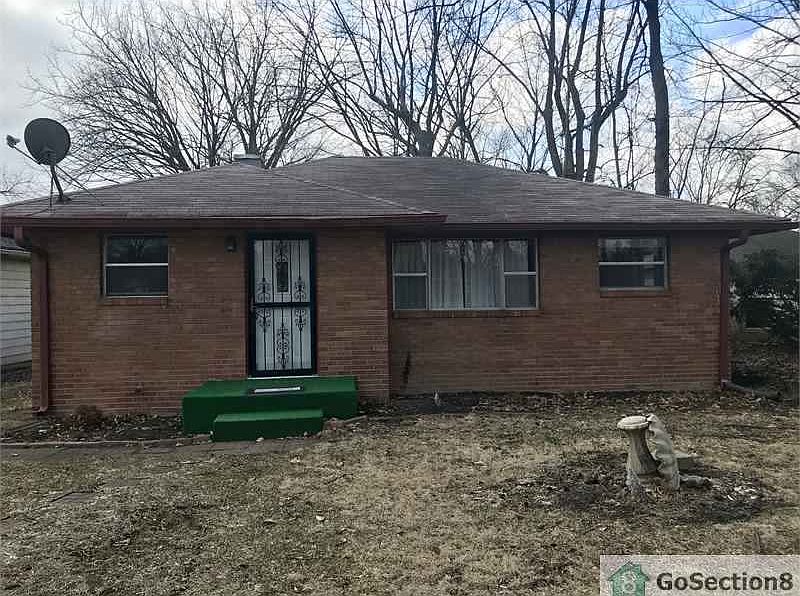1st image of 3960 N Butler Ave
