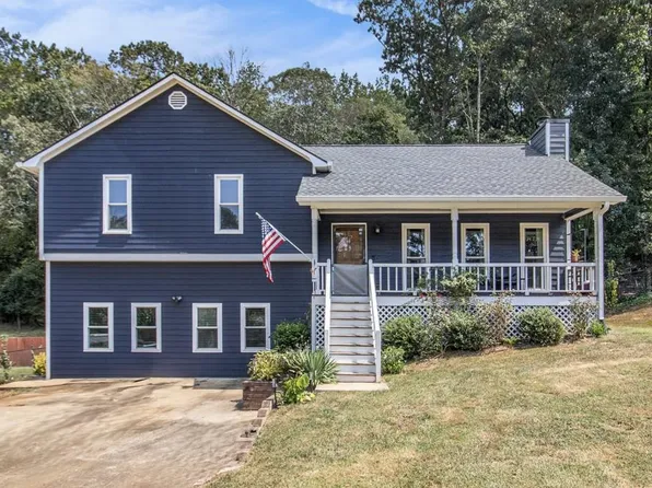 153 Stratford Dr, Douglasville, GA 30134
