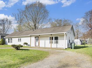 3714 Gainesborough Dr, Orion, MI 48359