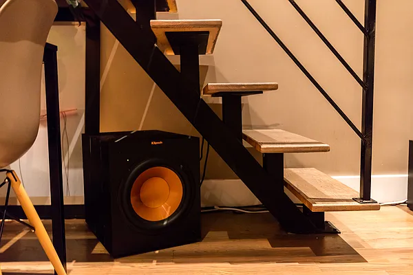 Rented by GFI Realty Services LLC | media 18