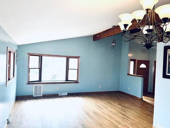 2nd image of 3313 W Hagener Rd