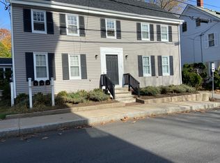 22 Government St APT 3, Kittery, ME 03904