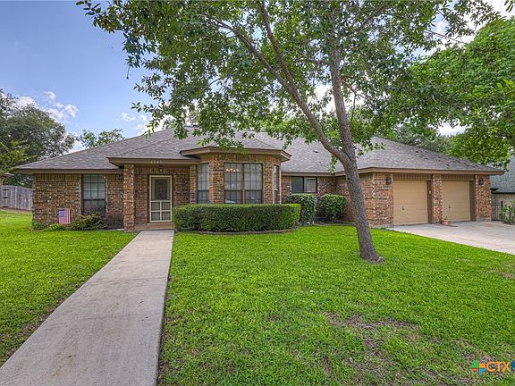 2nd image of 1940 Squire Cir