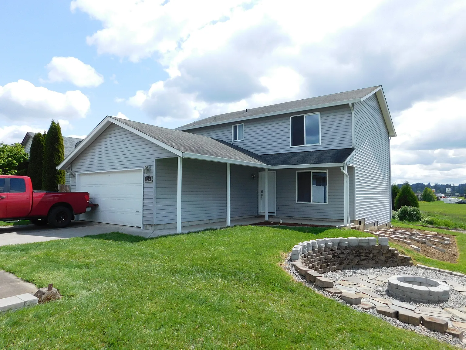 124 Harold Dr photo 1