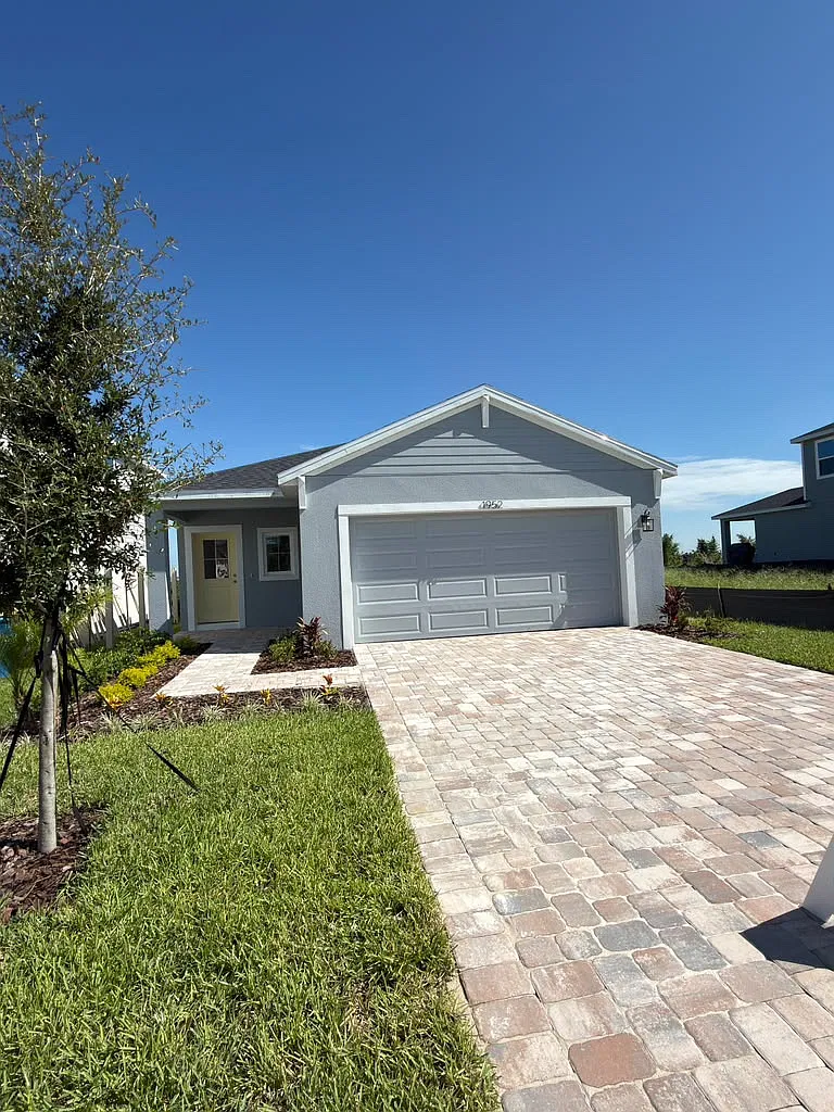 3 bed, 1480 sqft, $1,900 — Photo 2