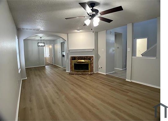 3rd image of 6105 Sasaki Way