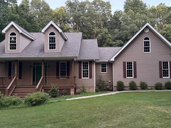 631 Sheffield Rd, Fayetteville, WV 25840