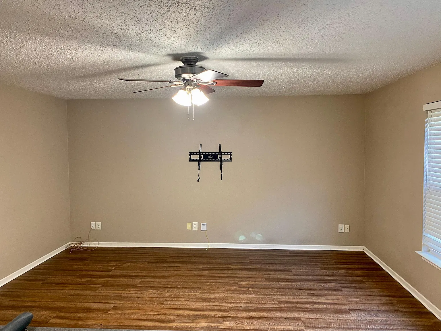 12686 Republic Dr — Photo 3