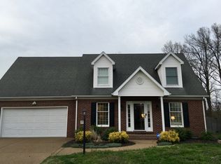 10800 Thorndale Dr, Newburgh, IN 47630