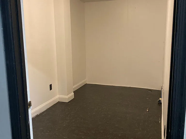 141 N 5th St #COMMERCIAL SPACE — Photo 7
