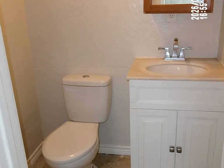 1804 NW Columbia Ave — Photo 9