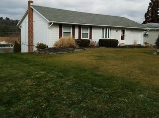 670 Mill St, Palmerton, PA 18071
