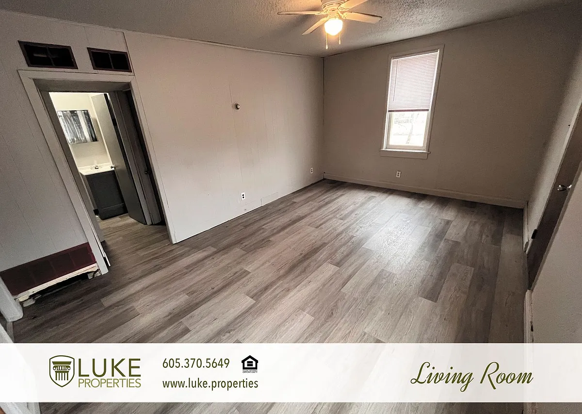 Building Photo - 320 S Dakota St #3