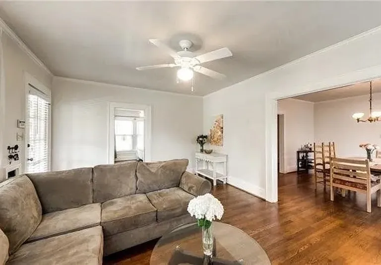 2510 Wabash Ave — Photo 3