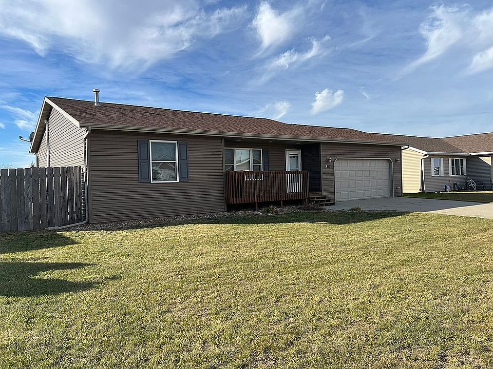 126 Clarke Rd, Bismarck, ND 58504 Zillow
