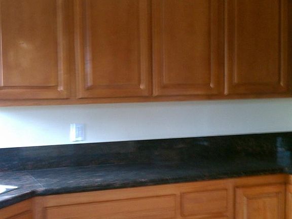 4th image of 1905 Westwood Pl