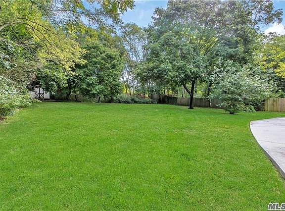 4th image of 6 E Park Dr